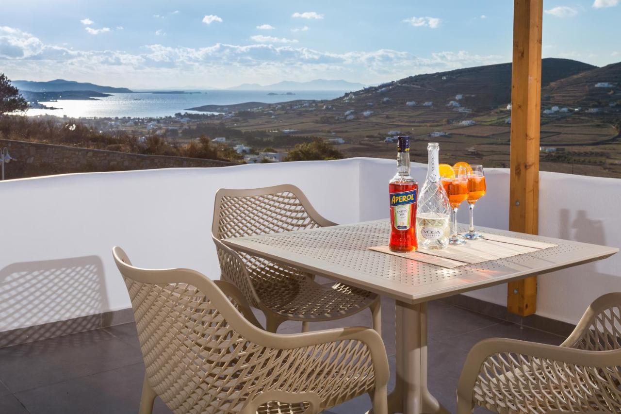 Dolce Vista - Sea View Apartments Парос Екстериор снимка