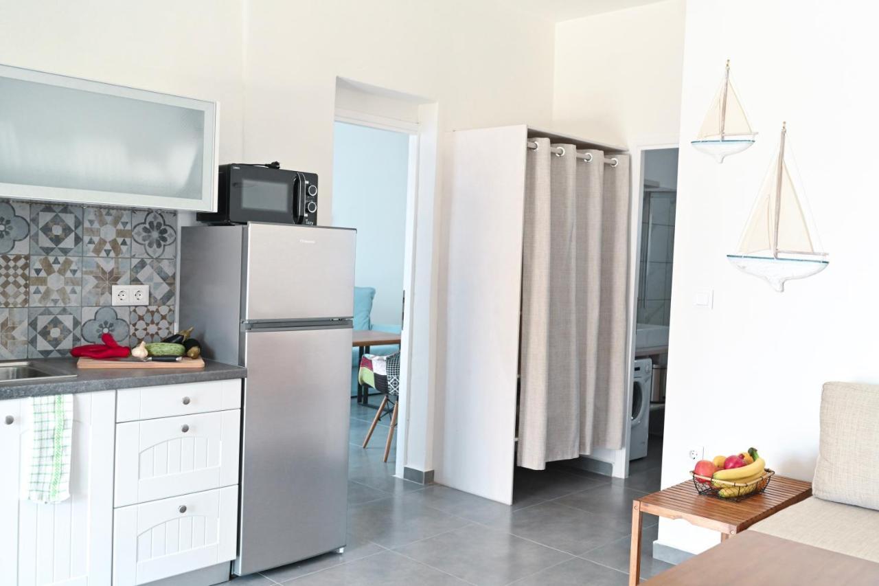 Dolce Vista - Sea View Apartments Парос Екстериор снимка